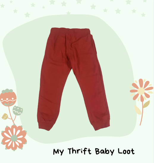 Preloved Red Unisex Track Pants (6-7 years)